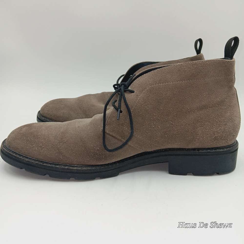 Calvin Klein Ultan Calf Suede Round Toe Lace Up Lug Sole Chukka Ankle Boot